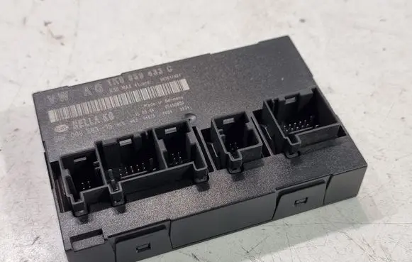 Volkswagen Golf V Comfort/convenience module 1K0959433C
