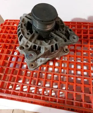 Volkswagen Sharan Generator/alternator 028903028E