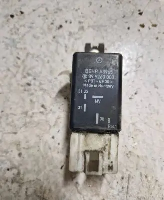 Mercedes-Benz Vito Viano W639 Other relay 899260000 BEHRA8965
