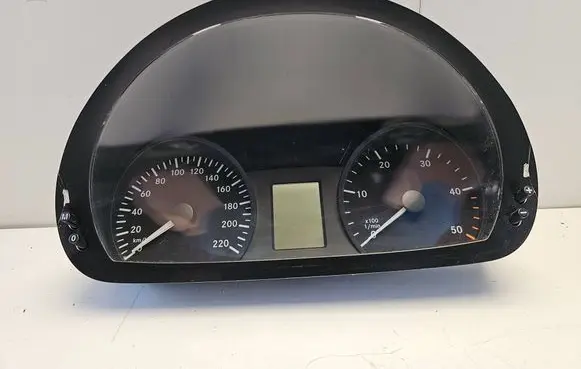 Mercedes-Benz Vito Viano W639 Speedometer (instrument cluster) A6394464321 82840417 102681055
