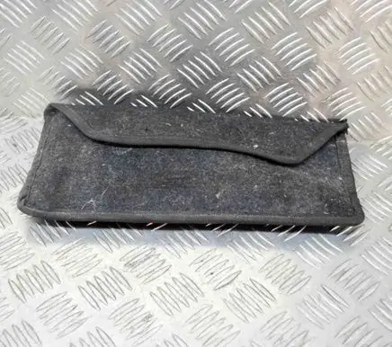 KIA Carens I Other body part