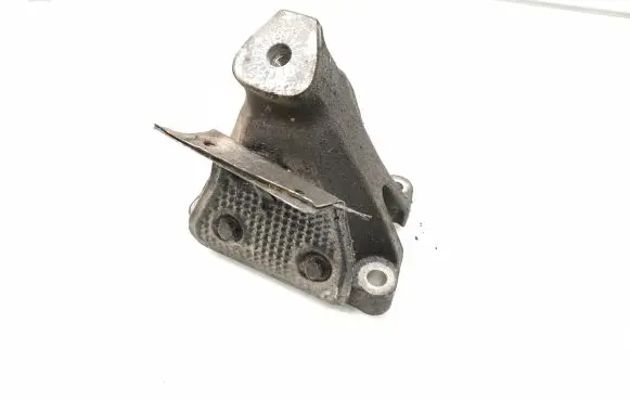 Audi A4 S4 B8 8K Engine mounting bracket