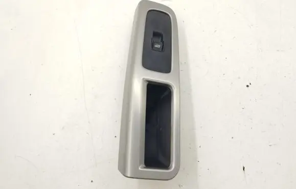 Volvo V50 Electric window control switch 30773314 8663815