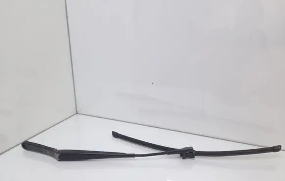 Skoda Octavia Mk2 (1Z) Front wiper blade arm 1Z1955409A