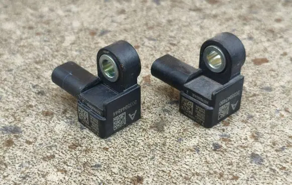 Ford Explorer VI Airbag deployment crash/impact sensor L1TT14B006AA 22FEB21 162C9B384D25