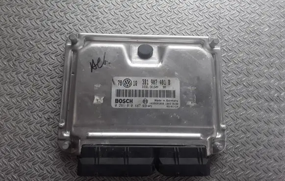 Volkswagen PASSAT B5.5 Engine control unit/module 3B1907401B 0281010447