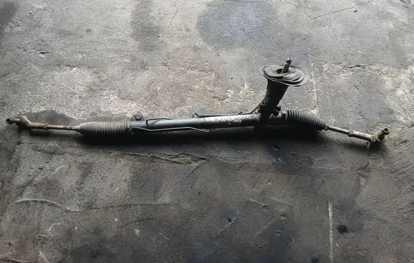 Volvo V70 Steering rack 31201551