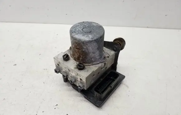 Audi A4 S4 B8 8K ABS Pump 8K0907379AE