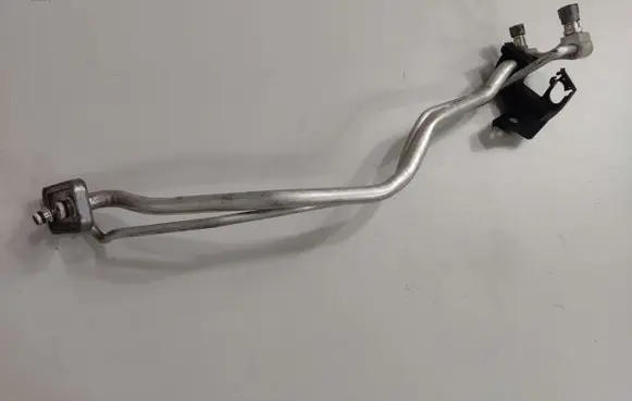 Air conditioning (A/C) pipe/hose