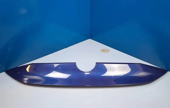 Front bumper splitter molding