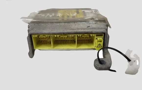 Toyota Avensis T250 Airbag control unit/module 215767102 8917005121