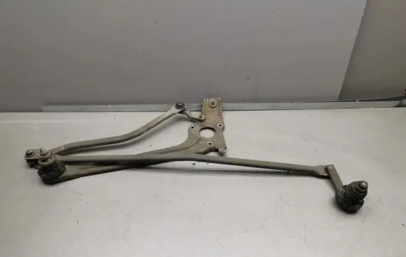 Ford Granada Front wiper linkage 