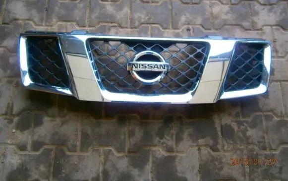 Nissan Navara D40 ACC Distronic radar sensor grill/trim 