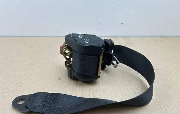 Porsche 911 996 Rear seatbelt 00061579