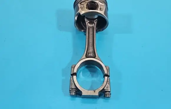Skoda Yeti (5L) Piston IMPRK1584611