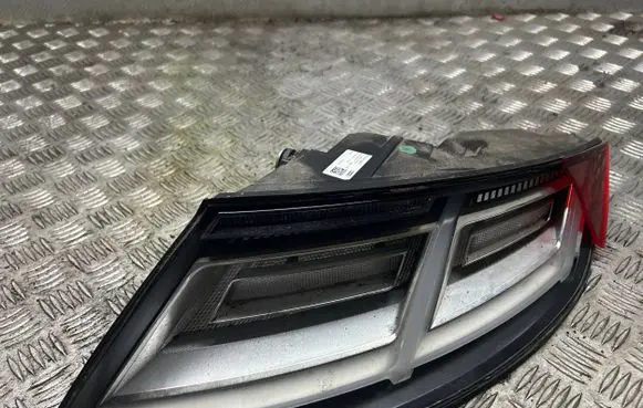 Audi TT TTS RS Mk3 8S Rear/tail lights 8S0945096E