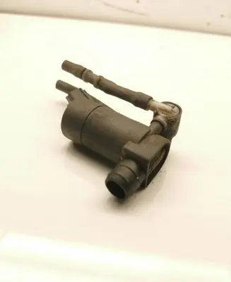 Volvo XC90 Windscreen/windshield washer pump 1S7117K624FD T655C