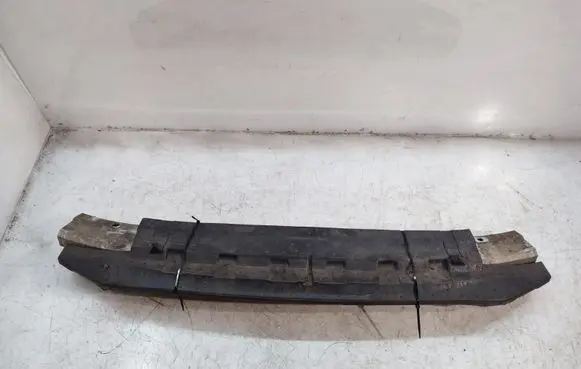 Audi Q7 4L Front bumper cross member
