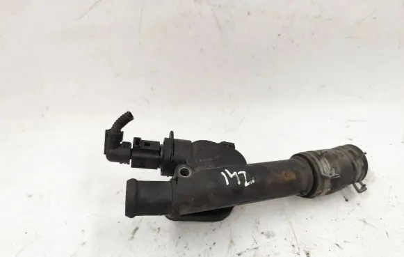 Thermostat/thermostat housing