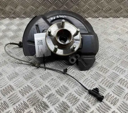 Ford Puma Front wheel hub L1TC2K005AB L1TC3K171B1A