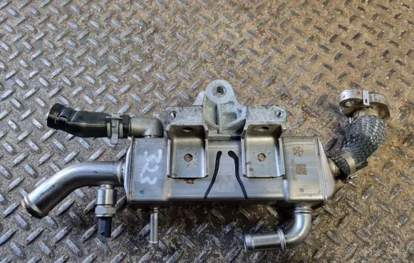 Jeep Grand Cherokee EGR valve cooler 05281255AK