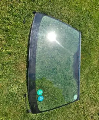 Ford Mondeo MK IV Front windscreen/windshield window 43R001585