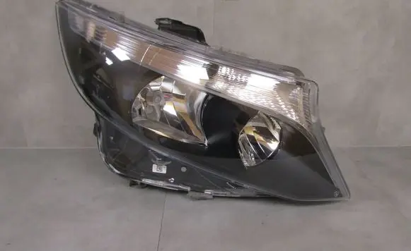 Mercedes-Benz V Class W447 Headlight/headlamp A4479067800 1EL01128418
