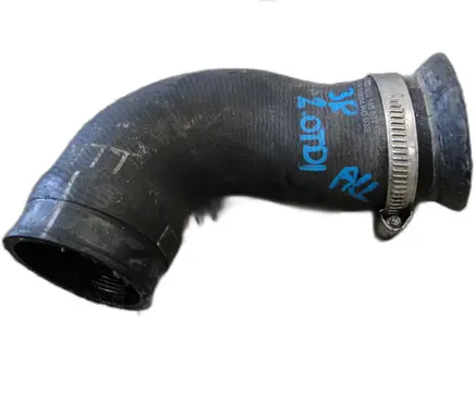 Seat Exeo (3R) Intercooler hose/pipe 8E0145837G
