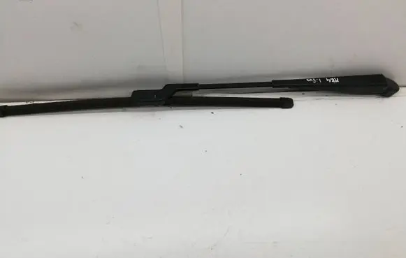 Ford Mondeo MK IV Rear wiper blade arm
