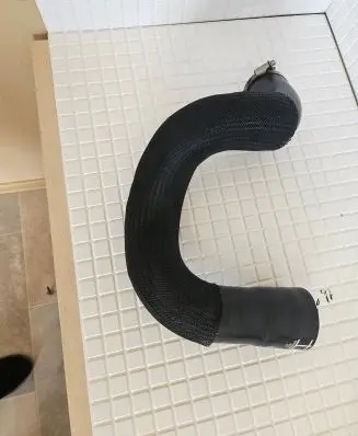 Jeep Grand Cherokee Intercooler hose/pipe 55038006ad