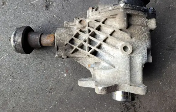 Ford Kuga I Gearbox transfer box case 7530101200 135324 8V417L486AD