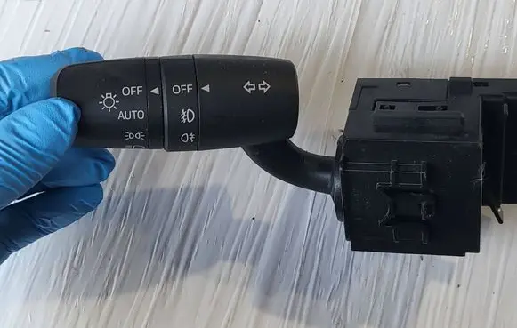 Mazda 6 Indicator stalk 17J397 KS12