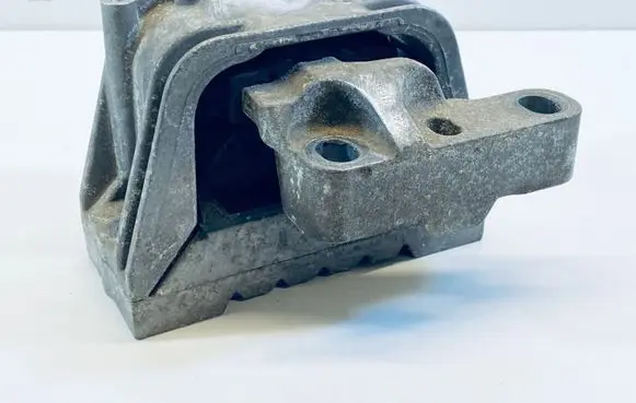 Audi A3 S3 A3 Sportback 8P Engine mount bracket 1K0199262BB