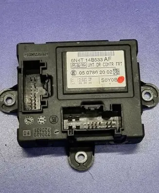 Ford Focus Door control unit/module 14C235AB 6N4T14B533AF 0507862002