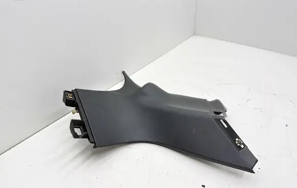 Jeep Grand Cherokee (D) pillar trim (bottom) 5VP15DX9AB D71616 214405