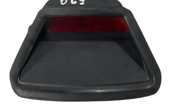 BMW 7 E38 Third/center stoplight 8352788 63258352788