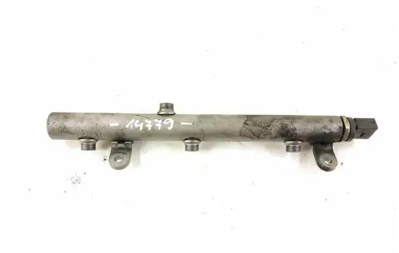 Mercedes-Benz C W204 Fuel main line pipe 6420702595 0061536528
