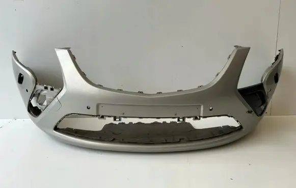 Opel Zafira C Front bumper 13300485