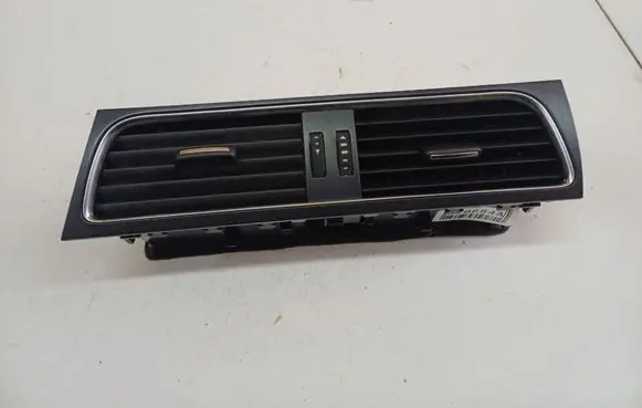 Audi A5 8T 8F Dash center air vent grill 8T2820951B