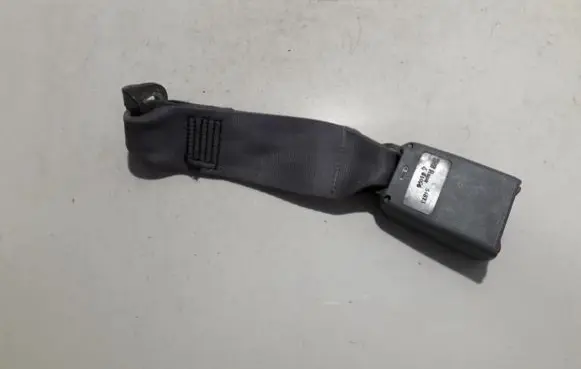 Peugeot 406 Rear seatbelt buckle 451096