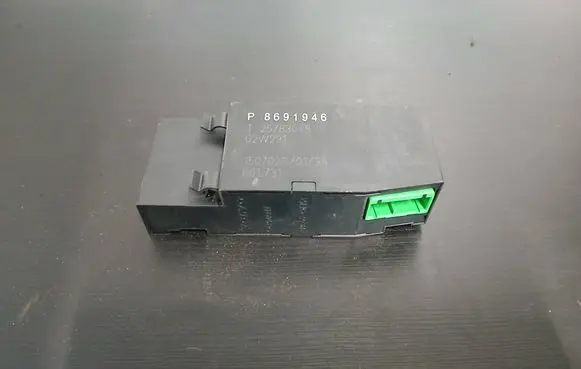 Volvo V70 ESP (stability system) control unit 8691946 25783048 150702S