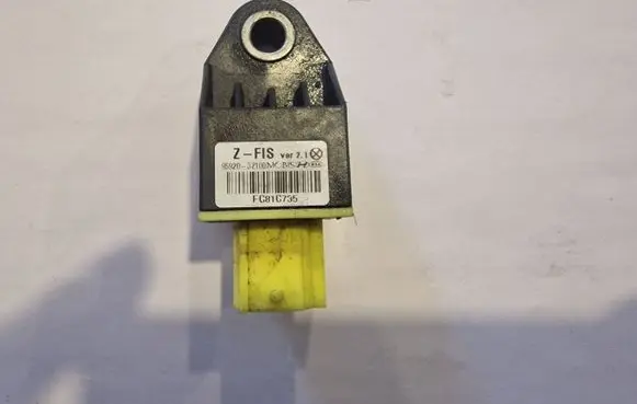 Hyundai i40 Airbag deployment crash/impact sensor 959203Z100