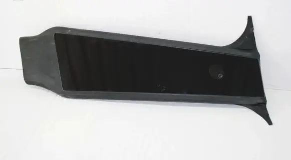 Tesla Model Y (B) pillar trim (bottom) 