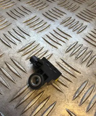Hyundai Ioniq 5 Airbag deployment crash/impact sensor 9592006100 230303