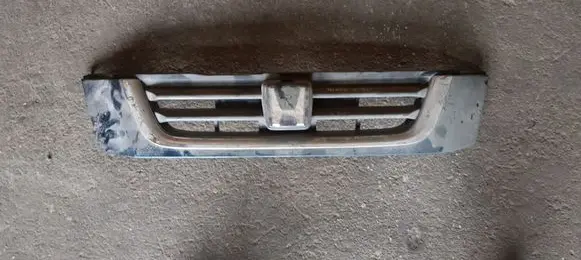 Honda CR-V Front bumper upper radiator grill
