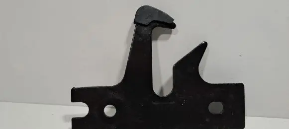 Audi A6 S6 C7 4G Engine bonnet/hood lock/latch loop/hook 4G0823485