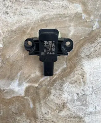 Maserati Ghibli Airbag deployment crash/impact sensor 1668210351 56054084A