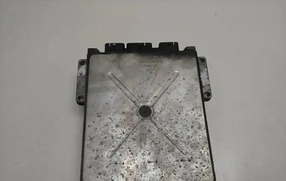 Ford Transit Engine control unit/module 6C1112A650AN