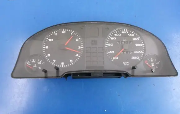 Audi 80 90 S2 B4 Speedometer (instrument cluster) 8A0919033K