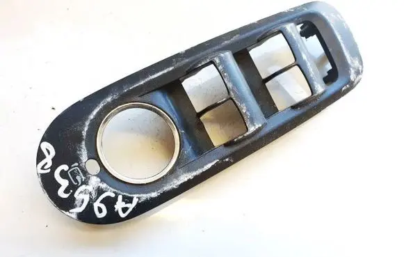 Ford Galaxy Front door window switch trim 7s7114b076ccw 7s71-14b076-ccw